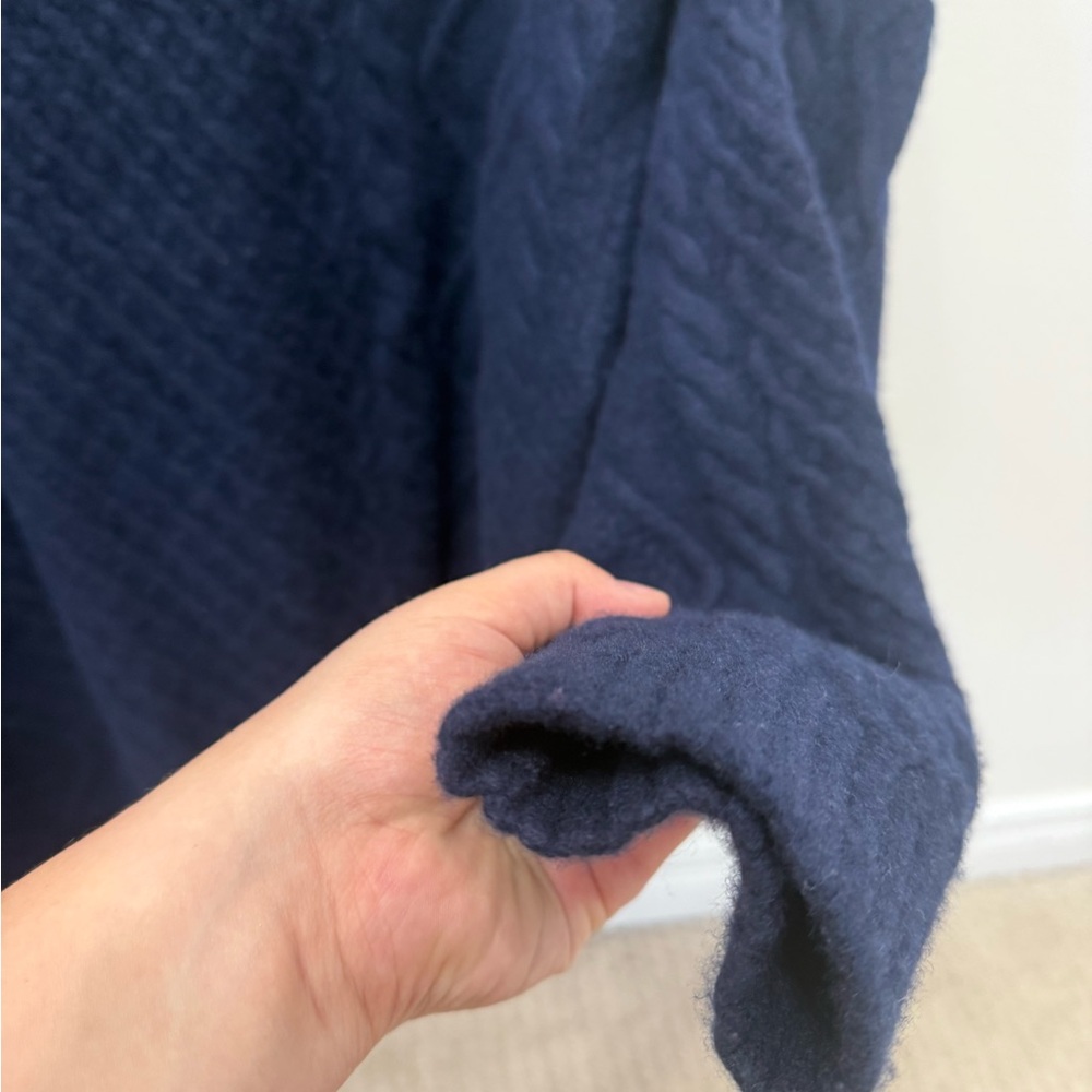 Peggy Sweater Aritzia - Picture 6 of 6